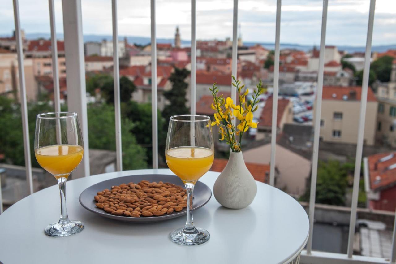 Luxury Apartment Ivari Split Buitenkant foto