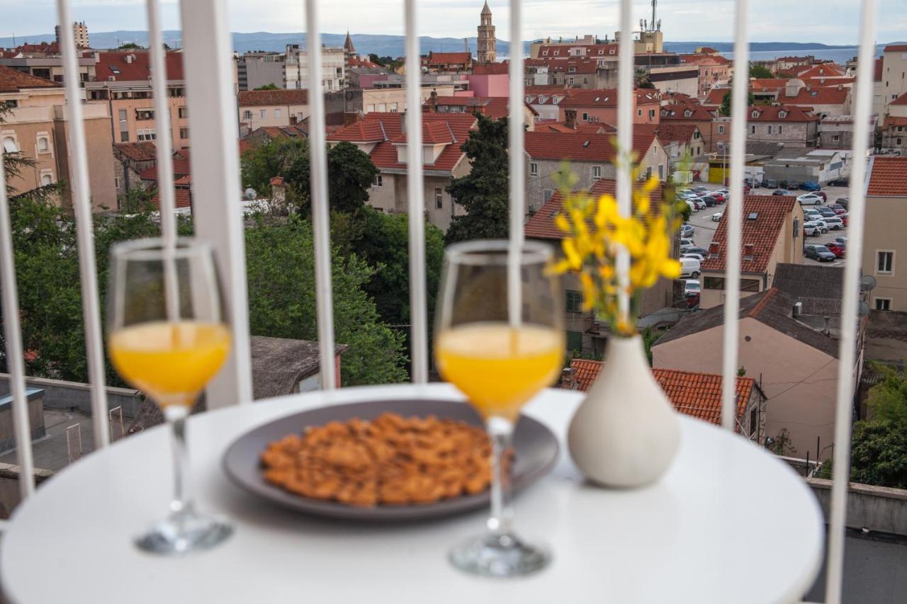Luxury Apartment Ivari Split Buitenkant foto